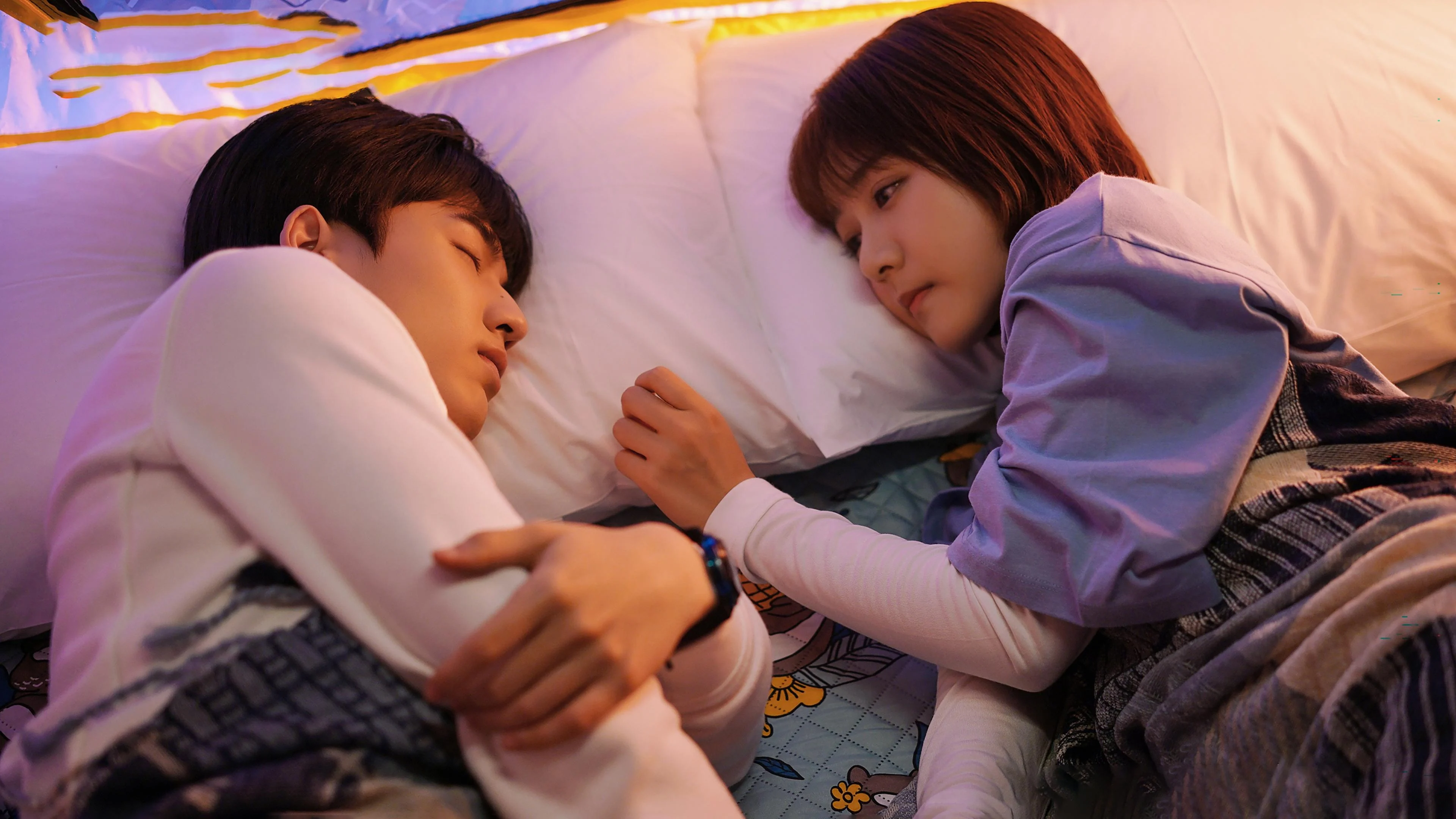 Khoảnh Khắc Rung Động - Sparkle Love