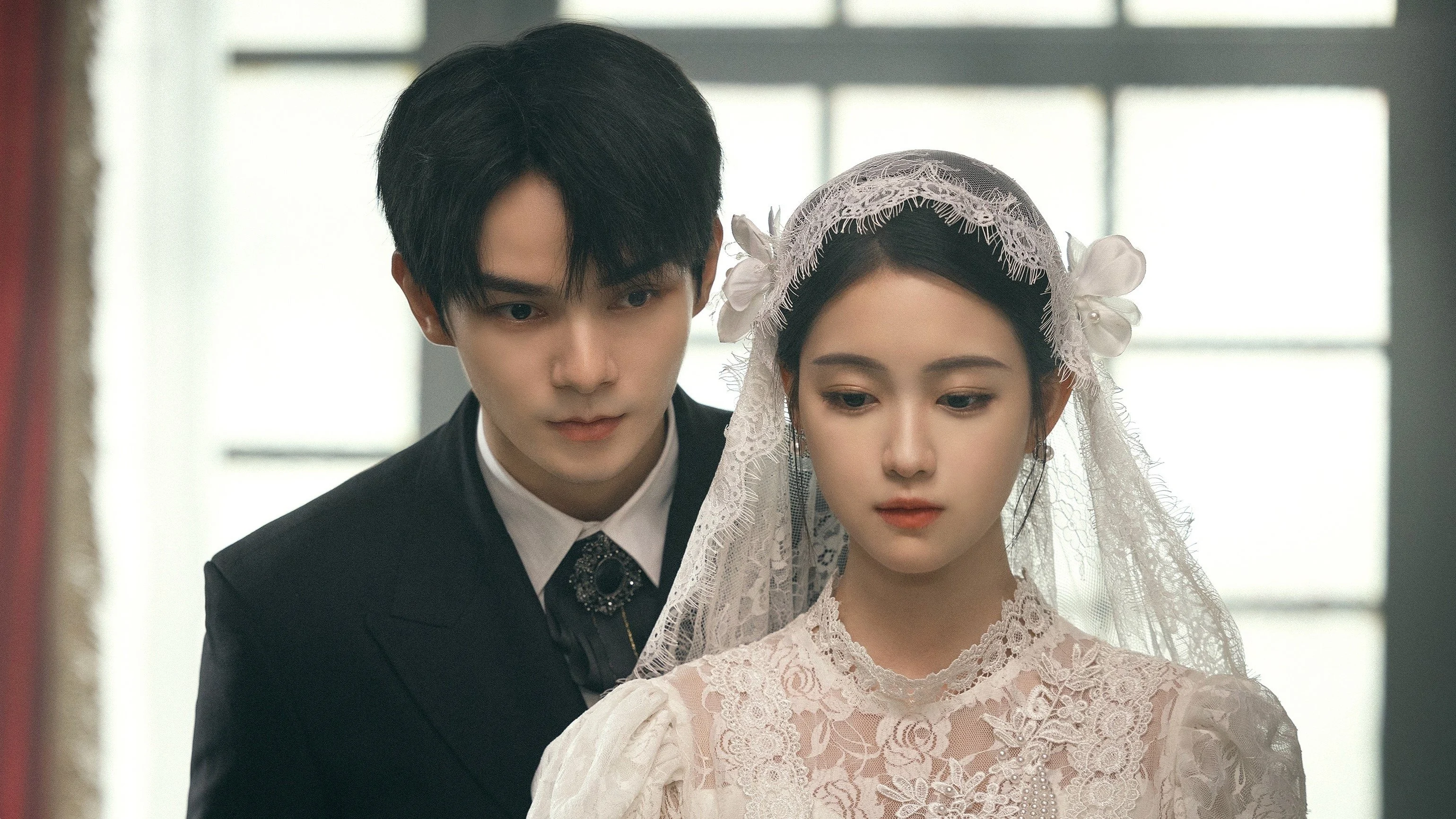 Lồng Giam - Lock Her