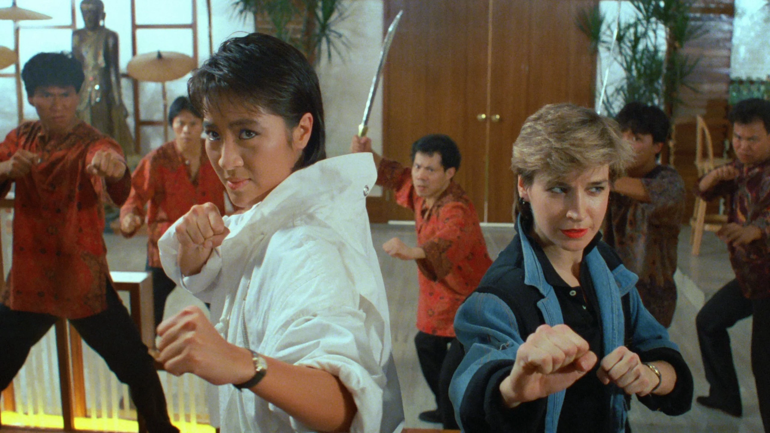 Tiêu Diệt Nhân Chứng 2: Hoàng Gia Sư Tỷ - Yes, Madam!